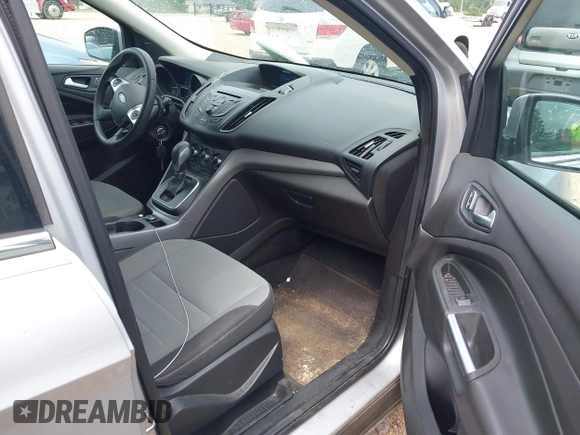 2014 Ford Escape SE with VIN 1FMCU9GX9EUB15619, listed as a IAAI auction lot 42603542 with 188,454 mi miles and . Bid and sale history available at DreamBid. Image 5.