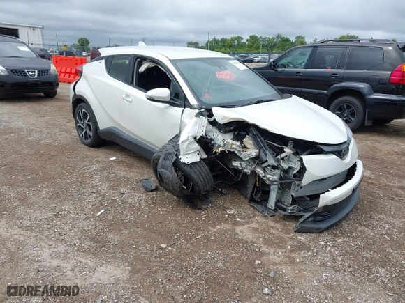 2019 Toyota C-HR XLE with VIN JTNKHMBX4K1017377, listed as a IAAI auction lot 40049656 with 71,308 mi miles. Bid and sale history available at carsss.com. Image 1.
