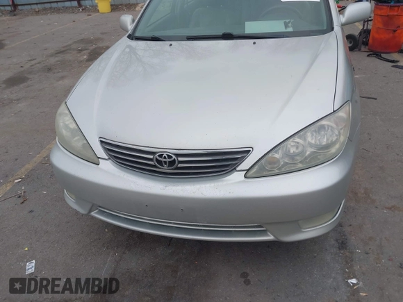 2005 Toyota Camry LE with VIN 4T1BF30K15U609930, listed as a IAAI auction lot 41321401 with 287,792 mi miles and . Bid and sale history available at DreamBid. Image 6.