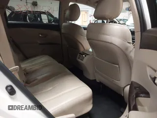 2010 Toyota Venza with VIN 4T3ZA3BB2AU021658, listed as a IAAI auction lot 41833788 with 180,832 mi miles. Bid and sale history available at carsss.com. Image 8.