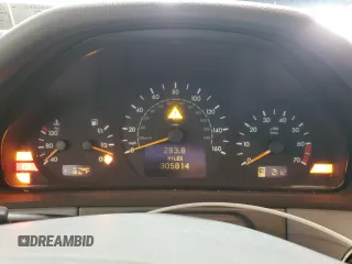 2001 Mercedes-Benz E-Class with VIN WDBJF65J61B198210, listed as a Copart auction lot 72616744 with 305,814 mi miles and Salvage Title. Bid and sale history available at carsss.com. Image 9.