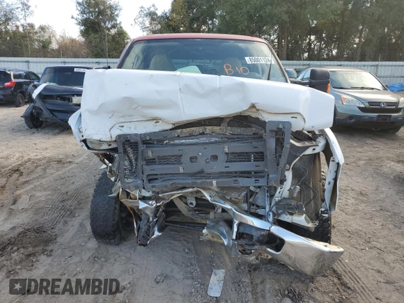 2010 Ford F-250 XL z VIN 1FTSX2BY5AEA13768, wystawiony jako Copart lot #85001124 z przebiegiem Nie podano mil oraz Szkoda całkowita • Salvage title. Historia ofert i sprzedaży dostępna na DreamBid. Obrazek 5.