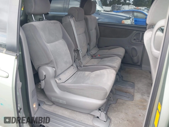 2007 Toyota Sienna CE with VIN 5TDZK23C37S024805, listed as a IAAI auction lot 41830473 with 176,629 mi miles. Bid and sale history available at carsss.com. Image 8.