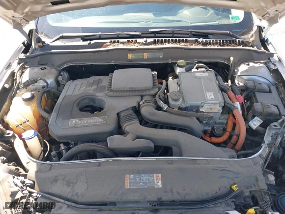 2019 Ford Fusion Hybrid SE with VIN 3FA6P0LU2KR188503, listed as a IAAI auction lot 41846755 with 67,906 mi miles. Bid and sale history available at carsss.com. Image 10.
