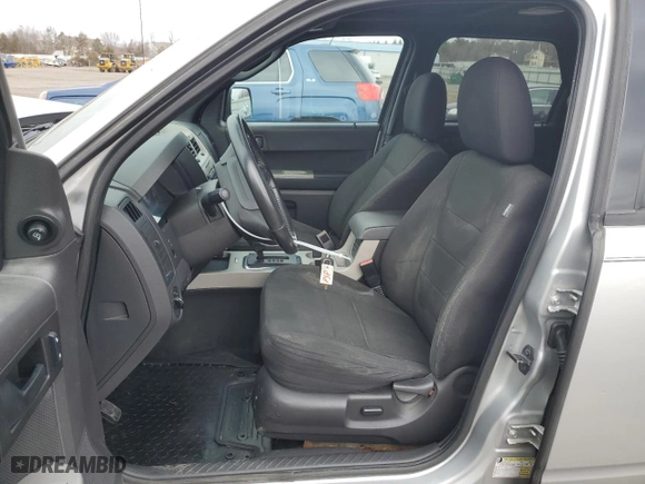 2009 Ford Escape XLT with VIN 1FMCU93G49KB28169, listed as a Copart auction lot 49296855 with 189,932 mi miles and Salvage Title. Bid and sale history available at carsss.com. Image 7.
