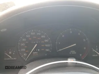 1997 Saturn SL with VIN 1G8ZH5285VZ365951, listed as a Copart auction lot 70902264 with 104,781 mi miles and Salvage Title. Bid and sale history available at carsss.com. Image 9.