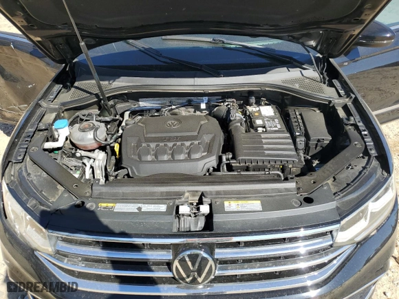 2022 Volkswagen Tiguan SEL R-Line with VIN 3VV4B7AX7NM108752, listed as a Copart auction lot 50031225 with 40,122 mi miles and Non Repairable. Bid and sale history available at carsss.com. Image 13.