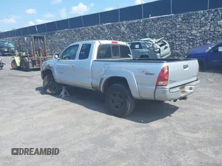 2006 Toyota Tacoma with VIN 5TEUU42N46Z286272, listed as a IAAI auction lot 41518642 with 243,142 mi miles. Bid and sale history available at carsss.com. Image 3.