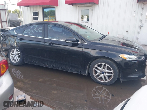 2015 Ford Fusion SE z VIN 1FA6P0H71F5123623, wystawiony jako IAAI lot #42314030 z przebiegiem 129 977 mil mil oraz . Historia ofert i sprzedaży dostępna na DreamBid. Obrazek 14.