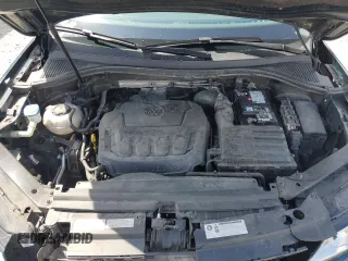 2018 Volkswagen Tiguan SEL с VIN 3VV2B7AX6JM055382, выставлен на аукционе Copart как лот 57520215 с пробегом 75 005 миль миль и Списание • Salvage title. История ставок и продаж доступна на DreamBid. Изображение 11.