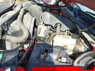 2004 Chevrolet Silverado 1500 Z71 z VIN 2GCEK19T441200134, wystawiony jako IAAI lot #43028956 z przebiegiem 258 269 mil mil oraz . Historia ofert i sprzedaży dostępna na DreamBid. Obrazek 21.