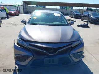 2022 Toyota Camry SE with VIN 4T1G11AK5NU711738, listed as a IAAI auction lot 41850124 with 31,490 mi miles. Bid and sale history available at carsss.com. Image 12.