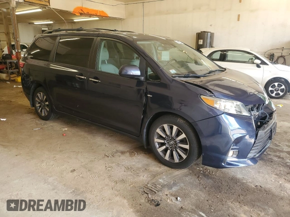 2020 Toyota Sienna XLE with VIN 5TDDZ3DC0LS237585, listed as a Copart auction lot 60913015 with 42,754 mi miles and Salvage title. Bid and sale history available at DreamBid. Image 4.