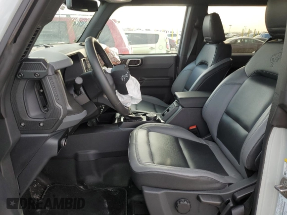 2024 Ford Bronco Big Bend с VIN 1FMDE7BH4RLB08451, выставлен на аукционе Copart как лот 49607475 с пробегом 3 569 миль миль и Списание • Salvage title. История ставок и продаж доступна на DreamBid. Изображение 7.