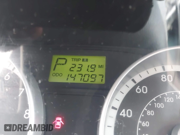 2008 Hyundai Accent SE z VIN KMHCN36C28U063313, wystawiony jako IAAI lot #42241892 z przebiegiem 147 097 mil mil oraz . Historia ofert i sprzedaży dostępna na DreamBid. Obrazek 16.
