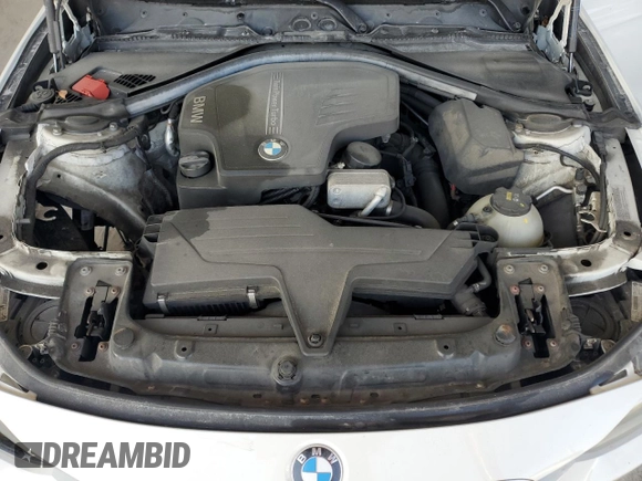2015 BMW 3 Series 320i xDrive z VIN WBA3C3G51FNS74131, wystawiony jako Copart lot #56009775 z przebiegiem 155 617 mil mil oraz Szkoda całkowita • Salvage title. Historia ofert i sprzedaży dostępna na DreamBid. Obrazek 11.