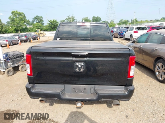 2021 Ram 1500 Big Horn with VIN 1C6SRFFT4MN818902, listed as a IAAI auction lot 42581851 with 58,615 mi miles and . Bid and sale history available at DreamBid. Image 17.