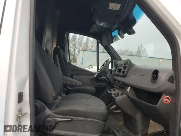 2021 Mercedes-Benz Sprinter Cargo with VIN W1Y4EBHY9MT059542, listed as a Copart auction lot 85926744 with 95,115 mi miles and Salvage Title. Bid and sale history available at carsss.com. Image 10.