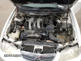 2001 Mazda 626 LX with VIN 1YVGF22D315203374, listed as a Copart auction lot 76926754 with 200,139 mi miles and Clean Title. Bid and sale history available at carsss.com. Image 11.