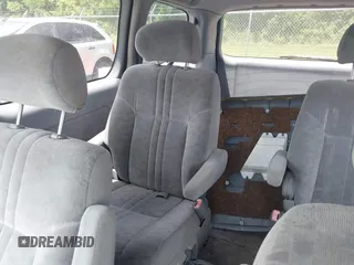 2002 Toyota Sienna LE z VIN 4T3ZF13C52U437850, wystawiony jako IAAI lot #42495616 z przebiegiem 225 330 mil mil oraz . Historia ofert i sprzedaży dostępna na DreamBid. Obrazek 8.