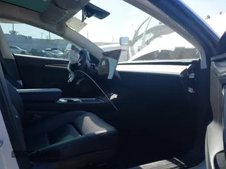 2023 Tesla Model 3 z VIN 5YJ3E1EA2PF514871, wystawiony jako IAAI lot #41703073 z przebiegiem 21 227 mil mil oraz . Historia ofert i sprzedaży dostępna na DreamBid. Obrazek 5.