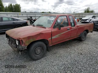 1992 Toyota Pickup DLX z VIN JT4RN93P4N5064218, wystawiony jako Copart lot #58095635 z przebiegiem 256 271 mil mil oraz Tytuł czysty. Historia ofert i sprzedaży dostępna na DreamBid. Obrazek 1.