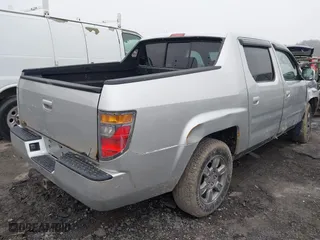 2007 Honda Ridgeline RTS with VIN 2HJYK16437H540439, listed as a IAAI auction lot 41552166 with 172,824 mi miles. Bid and sale history available at carsss.com. Image 4.