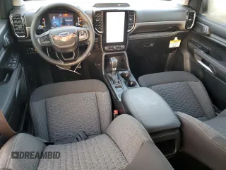 2024 Ford Ranger XLT with VIN 1FTER4GH9RLE42284, listed as a Copart auction lot 44417595 with 2,525 mi miles and Salvage Title. Bid and sale history available at carsss.com. Image 8.