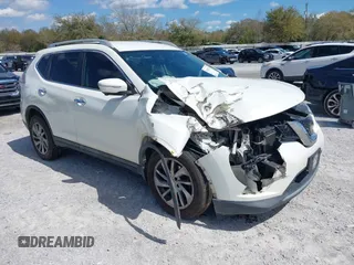 2015 Nissan Rogue SL with VIN 5N1AT2MV8FC820472, listed as a IAAI auction lot 41880134 with 191,035 mi miles. Bid and sale history available at carsss.com. Image 1.