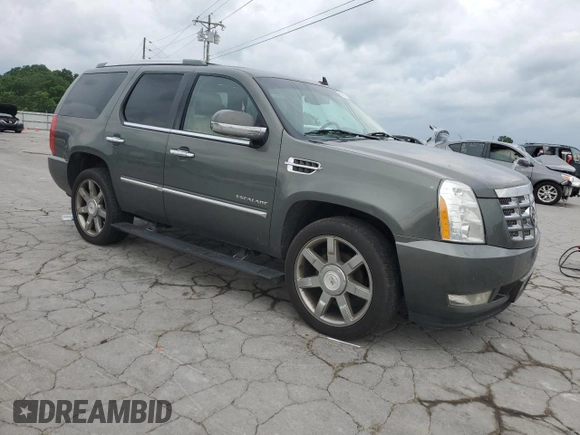 2011 Cadillac Escalade Premium z VIN 1GYS4CEF7BR213743, wystawiony jako Copart lot #55915025 z przebiegiem 293 784 mil mil oraz Tytuł czysty. Historia ofert i sprzedaży dostępna na DreamBid. Obrazek 4.
