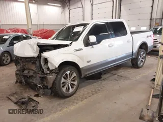 2020 Ford F-150 XL z VIN 1FTEW1E41LFA96440, wystawiony jako IAAI lot #41603984 z przebiegiem 74 490 mil mil oraz . Historia ofert i sprzedaży dostępna na DreamBid. Obrazek 2.