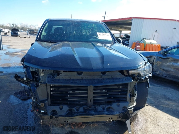 2024 Chevrolet Colorado 2WD LT with VIN 1GCPSCEK8R1171610, listed as a IAAI auction lot 41246140 with 2,736 mi miles. Bid and sale history available at carsss.com. Image 13.
