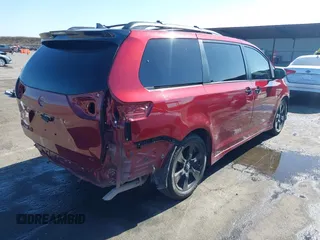 2020 Toyota Sienna SE with VIN 5TDXZ3DC8LS053685, listed as a IAAI auction lot 42304380 with 40,812 mi miles and . Bid and sale history available at DreamBid. Image 4.