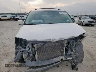 2008 Chrysler Town & Country Touring with VIN 2A8HR54P48R754428, listed as a Copart auction lot 57054175 with 124,211 mi miles and Salvage title. Bid and sale history available at DreamBid. Image 5.