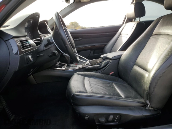 2013 BMW 3 Series 328i with VIN WBAKE3C59DE771601, listed as a Copart auction lot 79401984 with 268,063 mi miles and Clean Title. Bid and sale history available at DreamBid. Image 7.