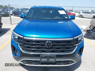 2024 Volkswagen Atlas SE with VIN 1V2HE2CA6RC218474, listed as a IAAI auction lot 42292257 with 19,654 mi miles and . Bid and sale history available at DreamBid. Image 12.