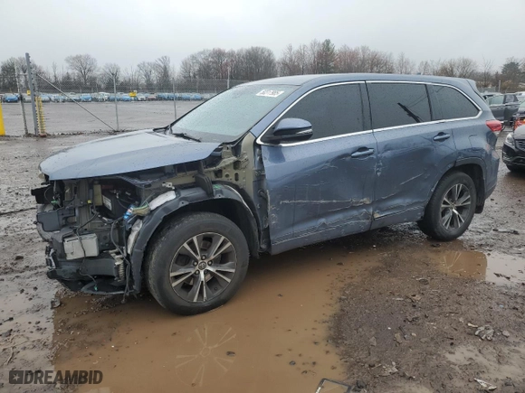 2018 Toyota Highlander LE with VIN 5TDBZRFH8JS887099, listed as a Copart auction lot 50317985 with 113,574 mi miles and Salvage Title. Bid and sale history available at carsss.com. Image 1.