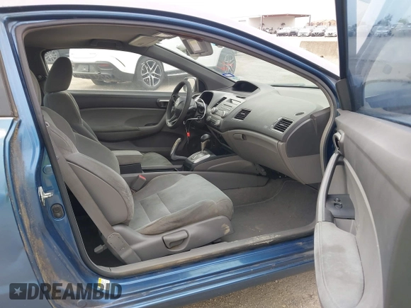 2007 Honda Civic Cpe LX with VIN 2HGFG12657H582102, listed as a IAAI auction lot 42030068 with 166,172 mi miles. Bid and sale history available at carsss.com. Image 5.