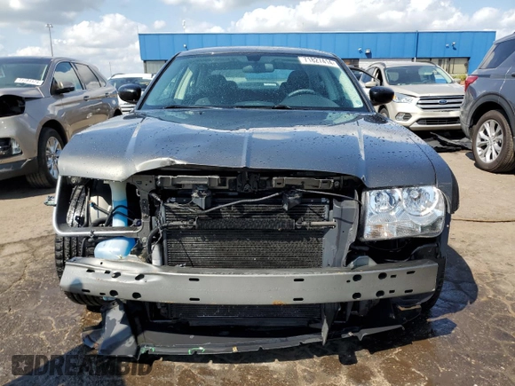 2009 Chrysler 300 LX with VIN 2C3KA43DX9H517198, listed as a Copart auction lot 71827414 with 81,888 mi miles and Clean Title. Bid and sale history available at carsss.com. Image 5.