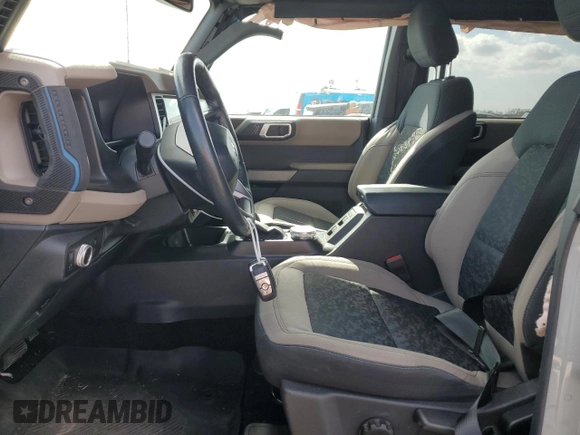 2021 Ford Bronco with VIN 1FMEE5DP0MLB08033, listed as a Copart auction lot 48920565 with 37,577 mi miles and Salvage Title. Bid and sale history available at DreamBid. Image 7.