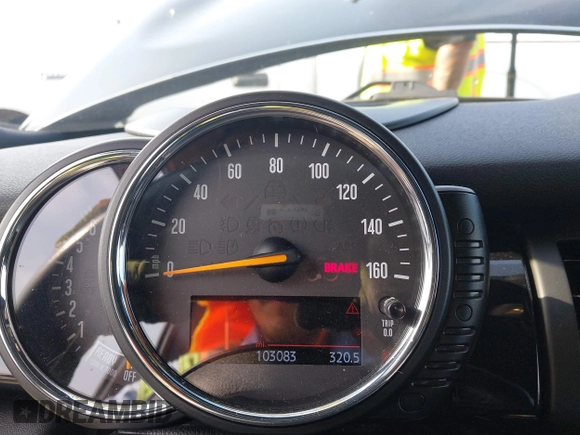 2016 MINI Hardtop S with VIN WMWXP7C58G3B49050, listed as a IAAI auction lot 42397484 with 103,083 mi miles and . Bid and sale history available at DreamBid. Image 7.