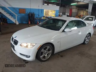 2009 BMW 3 Series 328i z VIN WBAWR33569P461228, wystawiony jako IAAI lot #42219479 z przebiegiem 67 335 mil mil oraz . Historia ofert i sprzedaży dostępna na DreamBid. Obrazek 2.