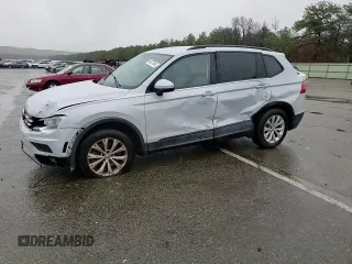2018 Volkswagen Tiguan S with VIN 3VV1B7AX7JM072106, listed as a Copart auction lot 48373464 with 83,482 mi miles and Salvage title. Bid and sale history available at DreamBid. Image 11.