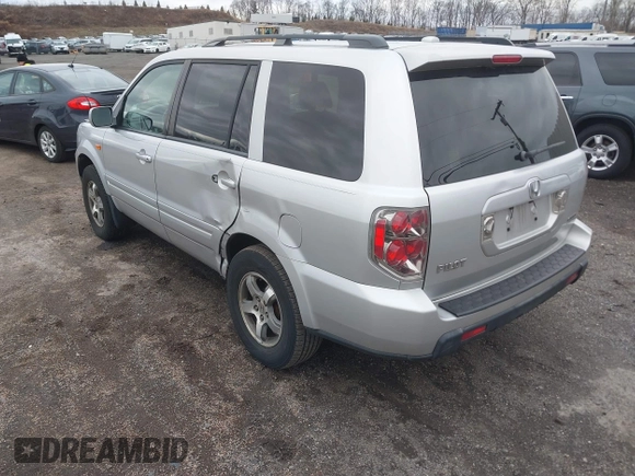 2008 Honda Pilot SE with VIN 5FNYF18388B018605, listed as a IAAI auction lot 41739400 with 333,305 mi miles and . Bid and sale history available at DreamBid. Image 3.