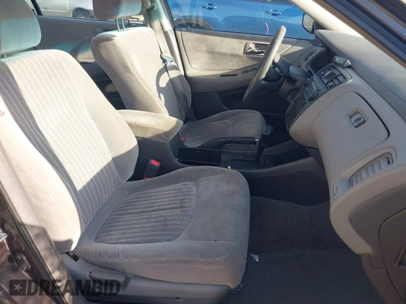 1998 Honda Accord LX z VIN 1HGCG5642WA046417, wystawiony jako IAAI lot #41945037 z przebiegiem Nie podano mil oraz . Historia ofert i sprzedaży dostępna na DreamBid. Obrazek 5.