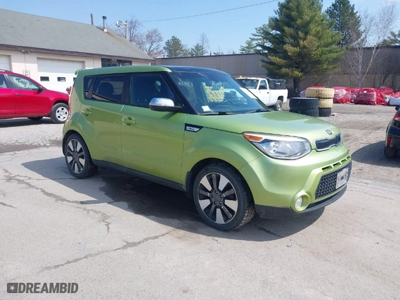 2014 Kia Soul ! with VIN KNDJX3A55E7733493, listed as a IAAI auction lot 42038499 with 156,224 mi miles. Bid and sale history available at carsss.com. Image 1.