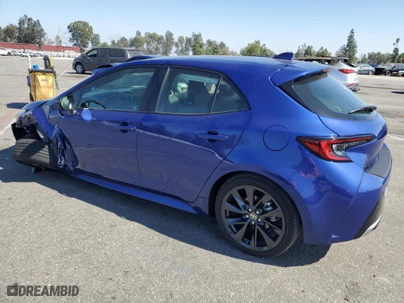2025 Toyota Corolla Hatchback XSE with VIN JTNC4MBE0S3233763, listed as a Copart auction lot 72990124 with 1,941 mi miles and Salvage Title. Bid and sale history available at carsss.com. Image 2.
