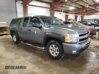 2011 Chevrolet Silverado 1500 LT with VIN 1GCRKSE37BZ329504, listed as a Copart auction lot 52870695 with 197,555 mi miles and Clean Title. Bid and sale history available at DreamBid. Image 4.