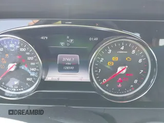 2018 Mercedes-Benz E-Class E 300 with VIN WDDZF4JB0JA472648, listed as a IAAI auction lot 41843995 with 128,590 mi miles. Bid and sale history available at carsss.com. Image 7.