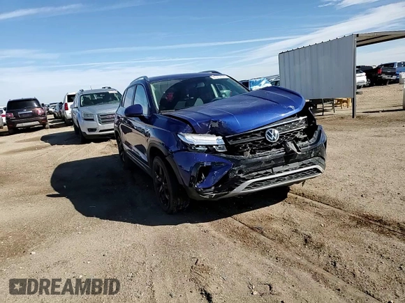 2022 Volkswagen Taos SE с VIN 3VVTX7B21NM046183, выставлен на аукционе Copart как лот 48811375 с пробегом 42 102 миль миль и Списание • Salvage title. История ставок и продаж доступна на DreamBid. Изображение 12.